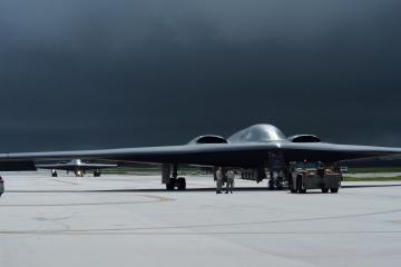 开云体育app-欧冠篮球淘汰赛焦点战，灰熊强势压制广厦队，跨界对决引爆全球视野