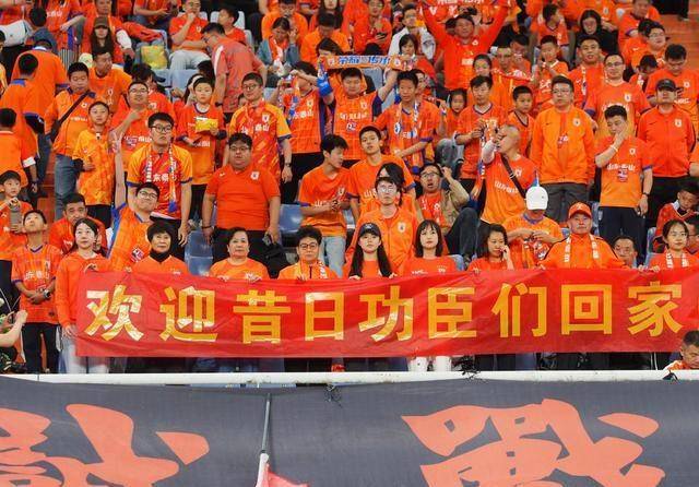 开云体育在线-包含足球盛宴继续上演，球迷热情无限的词条