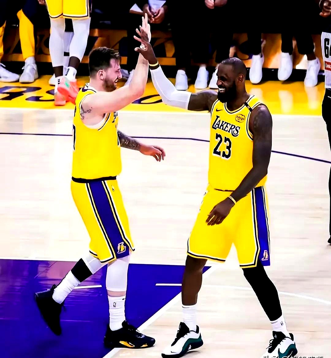 开云体育中国-湖人负于掘金,止三连胜