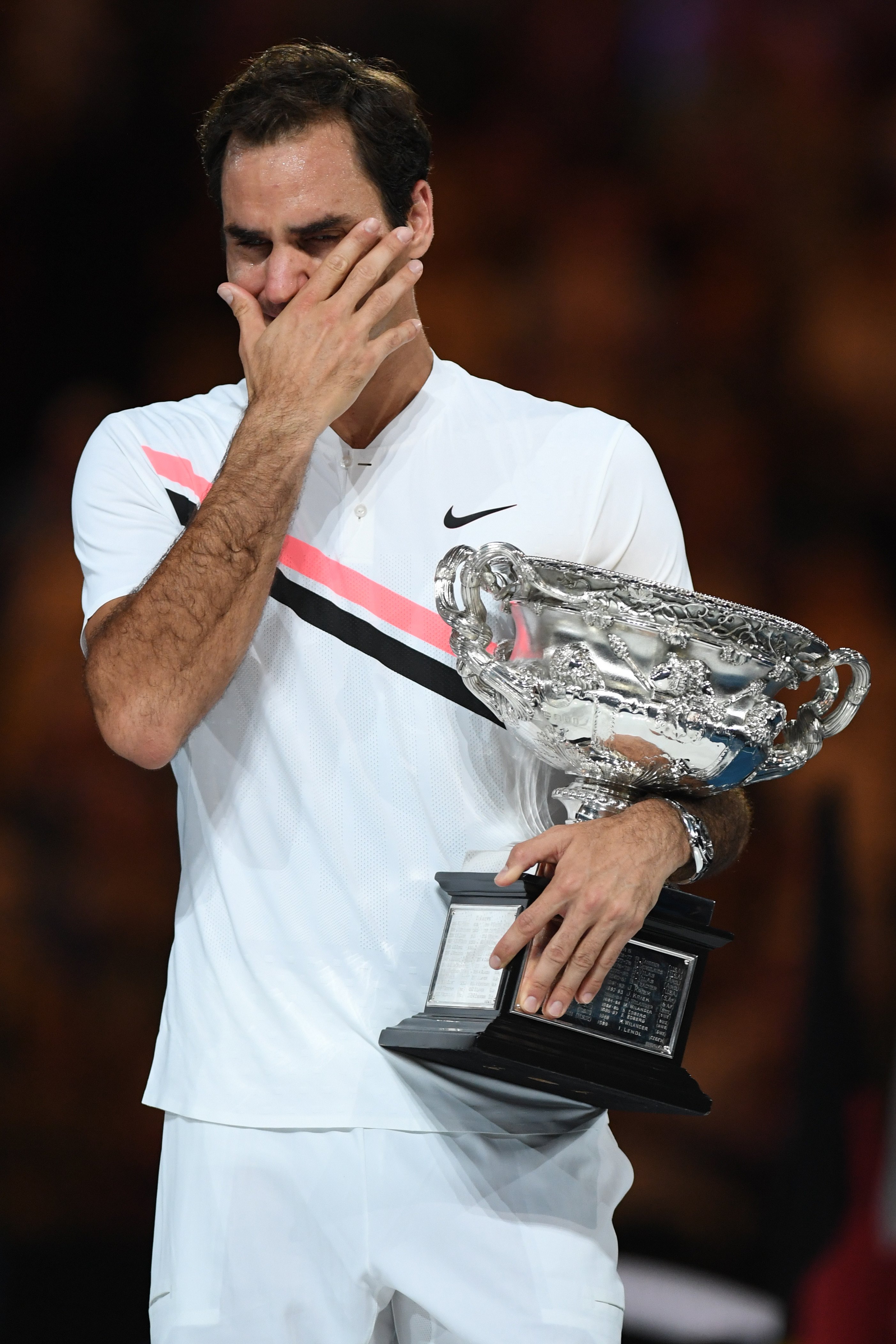 开云体育app-包含英国网球队险胜法国网球队,费德勒惊艳世界的词条