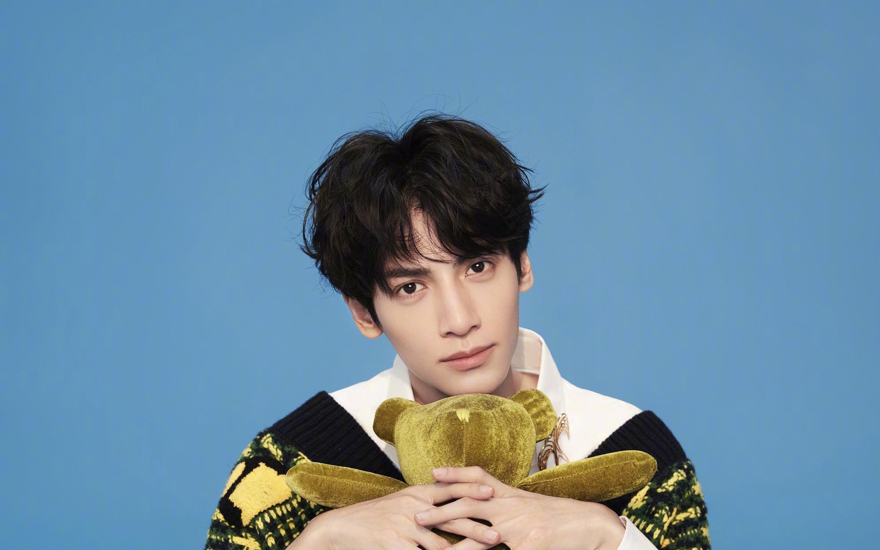 开云体育app-勇士轻取深圳队展统治力，欧文欧冠淘汰赛独舞定乾坤，篮球世界里的速度与激情