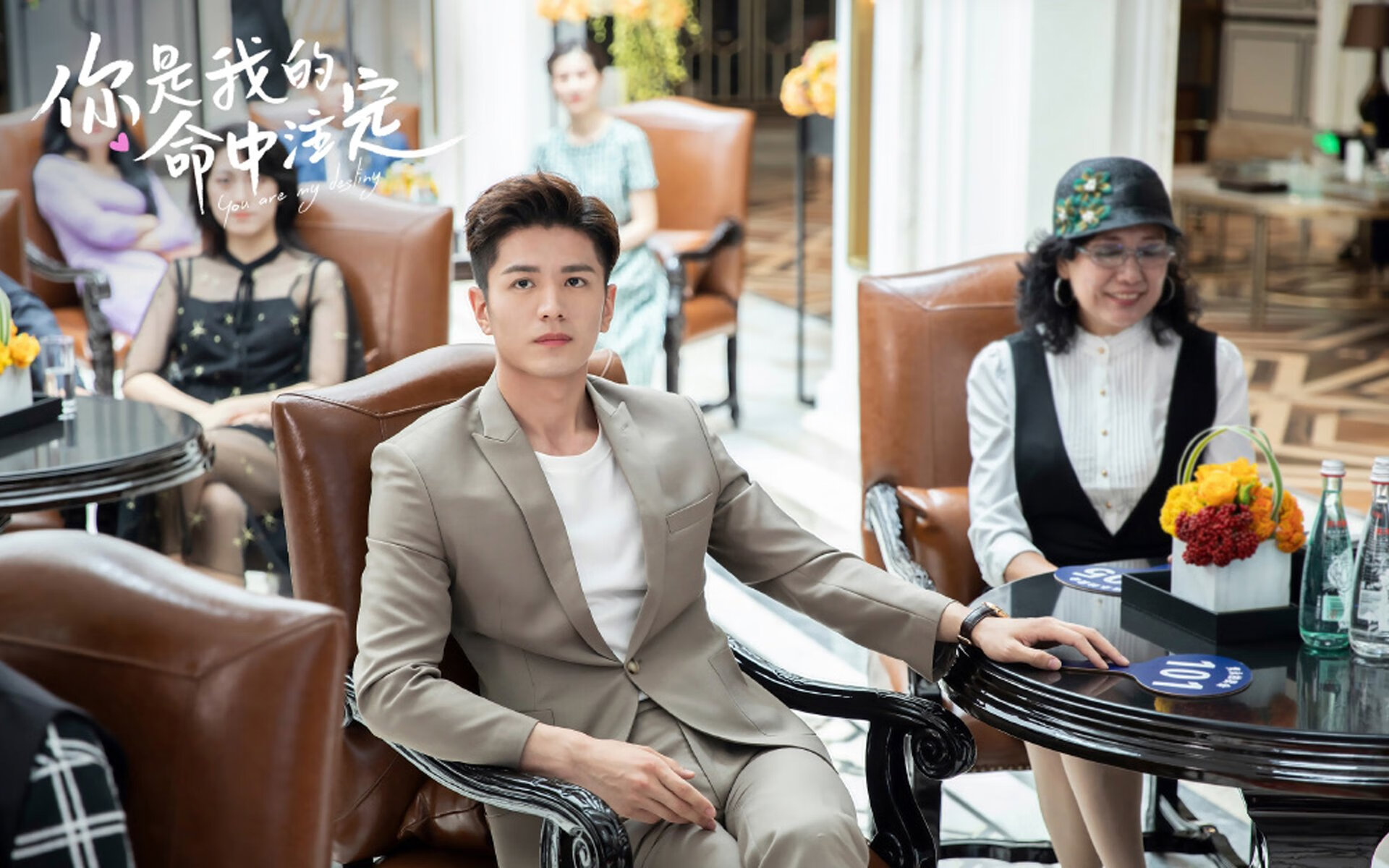 开云体育-疾速狂飙，当F1街道赛的轰鸣遇见西亚卡姆的不可阻挡