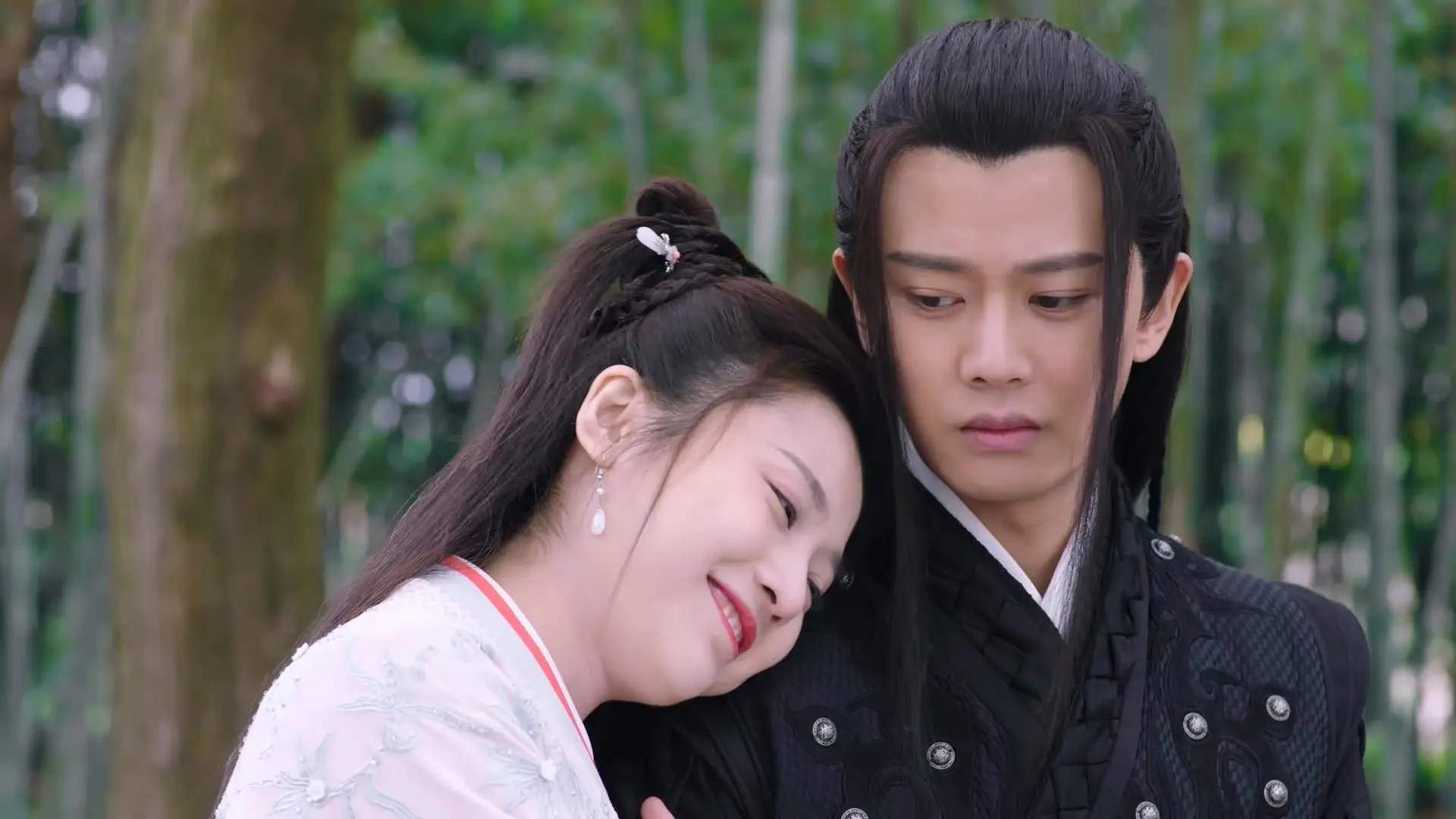 开云体育在线-莱万点射破僵，勒沃库森下半场发力轻取加纳