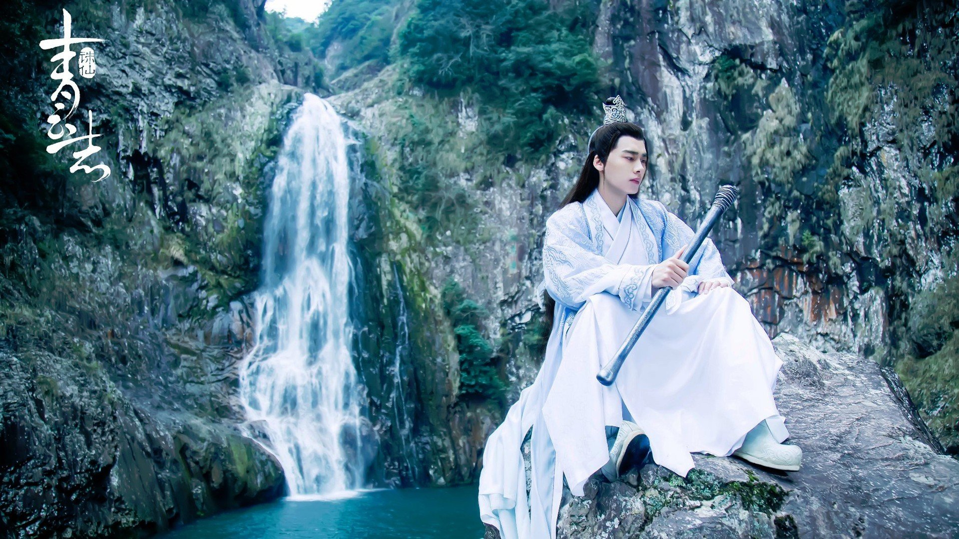 开云体育-个人英雄与体系之争，从京多安的分身看现代足球的生存悖论